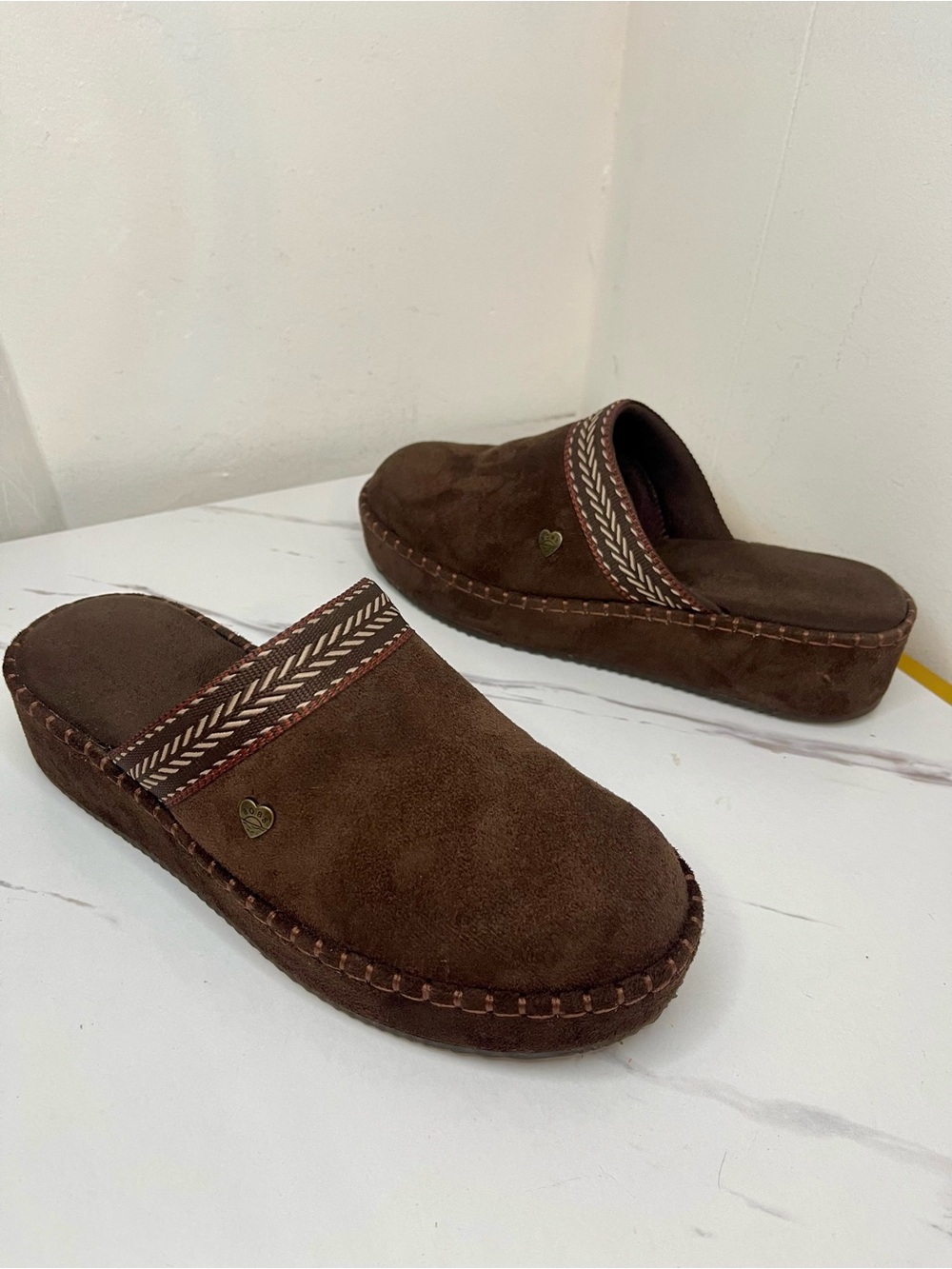 Skechers Brown Chocolate Suede Slip-On Clog Mule with Braided Trim Size 8